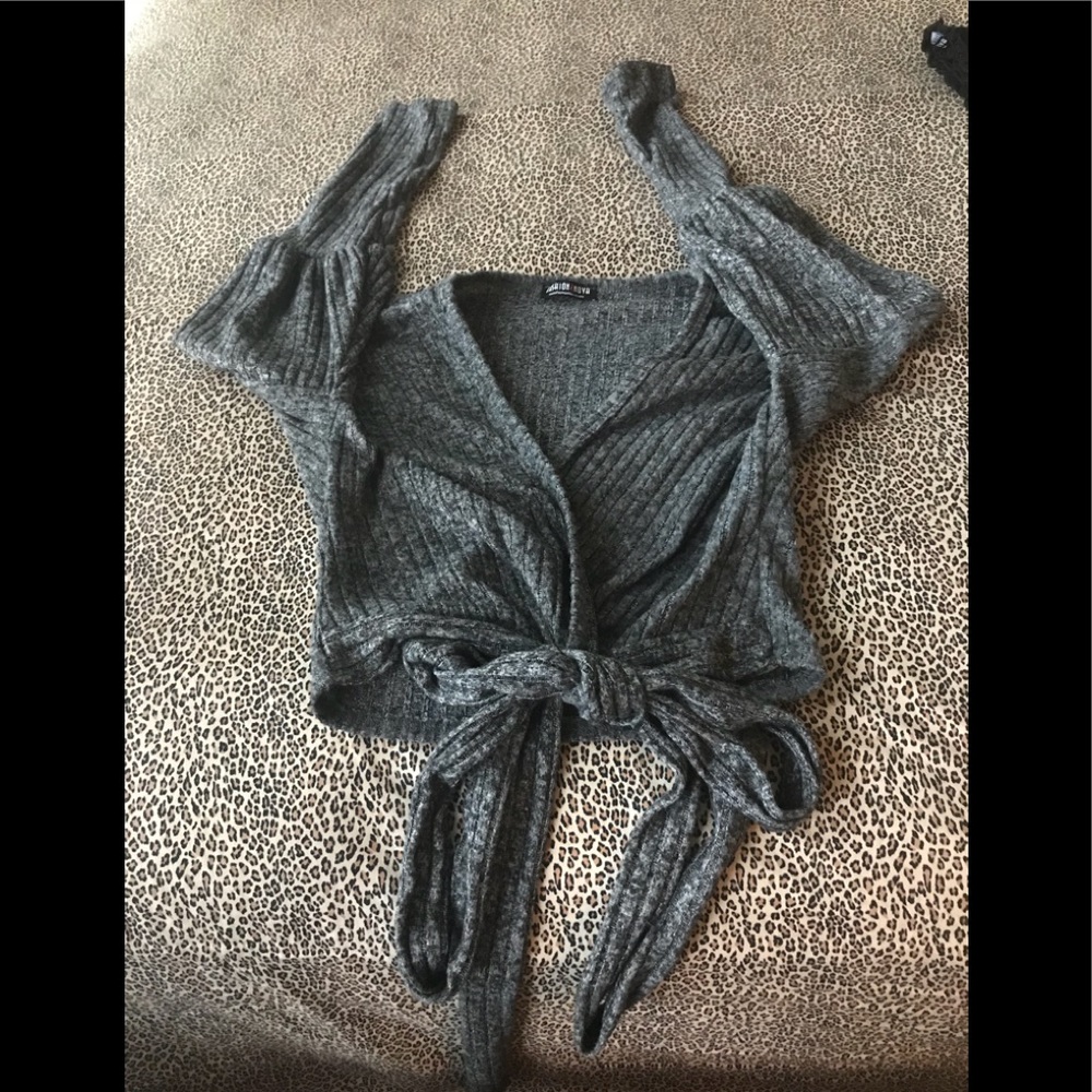 Charcoal gray wrap top